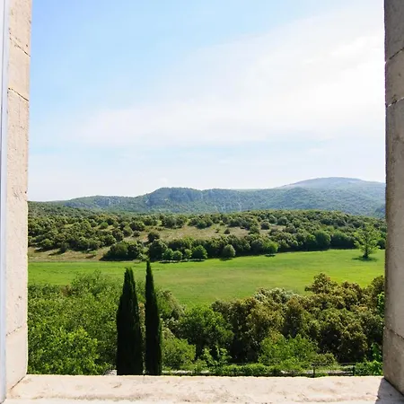 Chateau Le Villarel