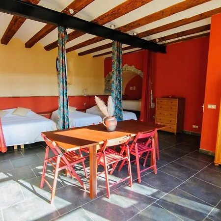 Chateau Le Villarel Hotell *